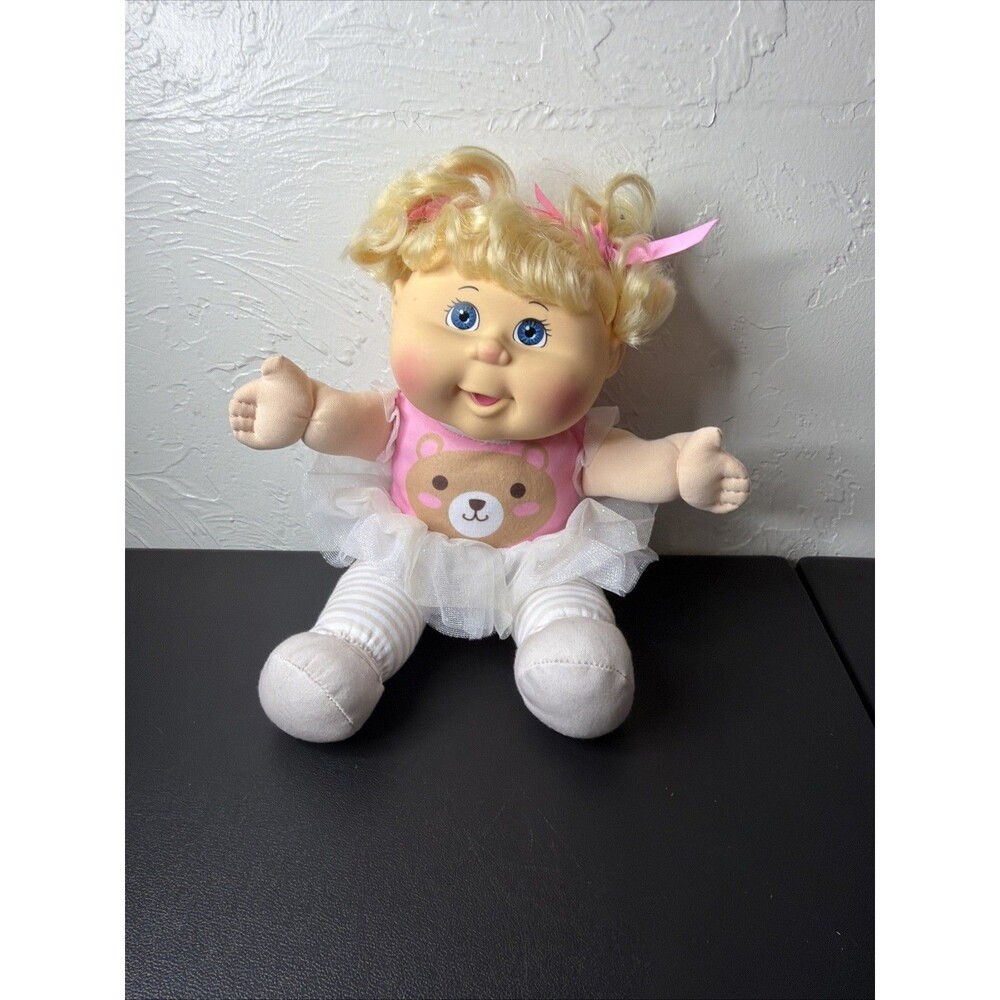 Cabbage Patch 2015 Sitting Pretty Ballerina Doll. WCT-11NH